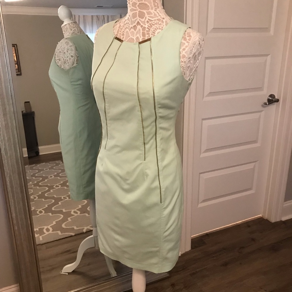 Calvin Klein Size 8 Sheath Dress